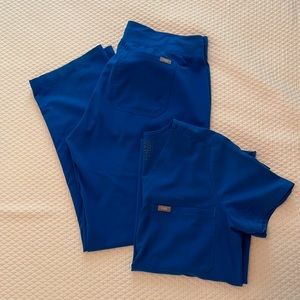 Figs scrub set in royal blue